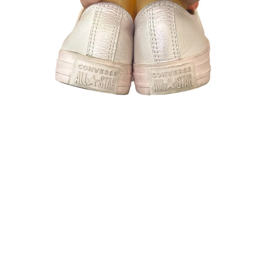 Converse blush pink Low-Top Sneakers with Minimalist Design - Picture 7 of 9